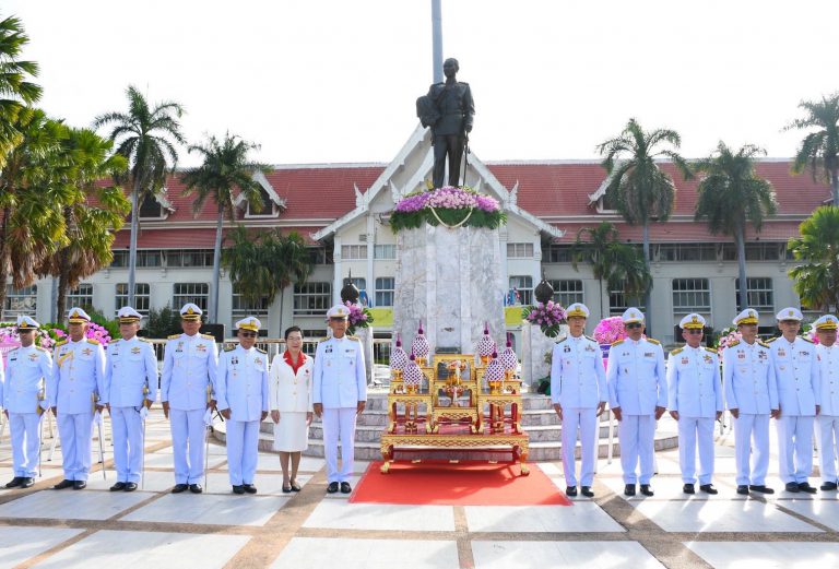 พลตรี ชวรัชต์ ทรงสุนทร เสนาธิการกองทัพน้อยที่ 2 เป็นผู้แทน แม่ทัพน้อยที่ 2 ร่วมพิธีวางพวงมาลาถวายราชสักการะ เพื่อน้อมรำลึกถึงพระมหากรุณาธิคุณของพระบาทสมเด็จพระจุลจอมเกล้าเจ้าอยู่หัว