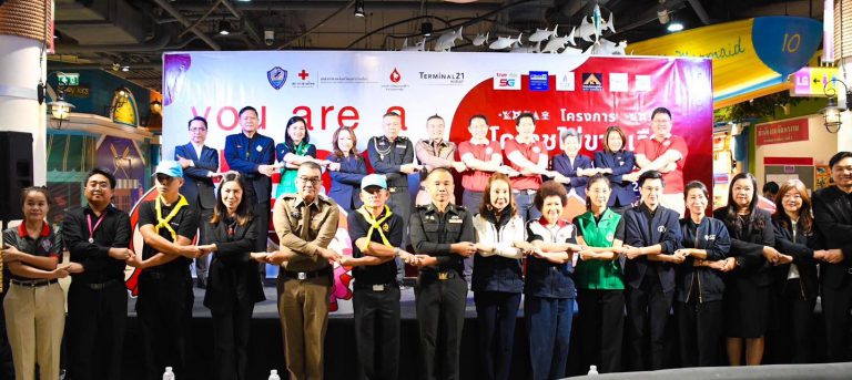 พันเอก วิรัตน์ พึ่งพิง ผู้อำนวยการกองยุทธการ กองทัพน้อยที่2 ร่วมงานในโครงการ “โคราชไม่ขาดเลือด